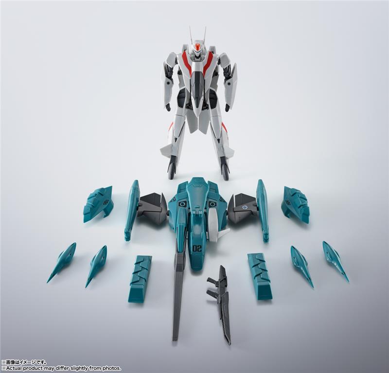 HI-METAL-R - MACROSS 2 VF-2SS VALKYRIE II SILVIE GENA LOVERS AGAIN