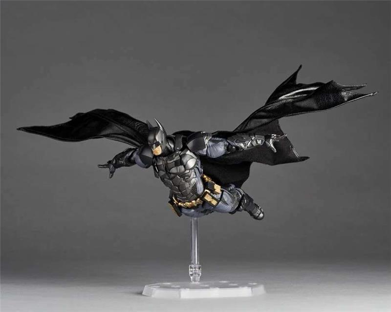 REVOLTECH A.Y. DC BATMAN ARKHAM KNIGHT