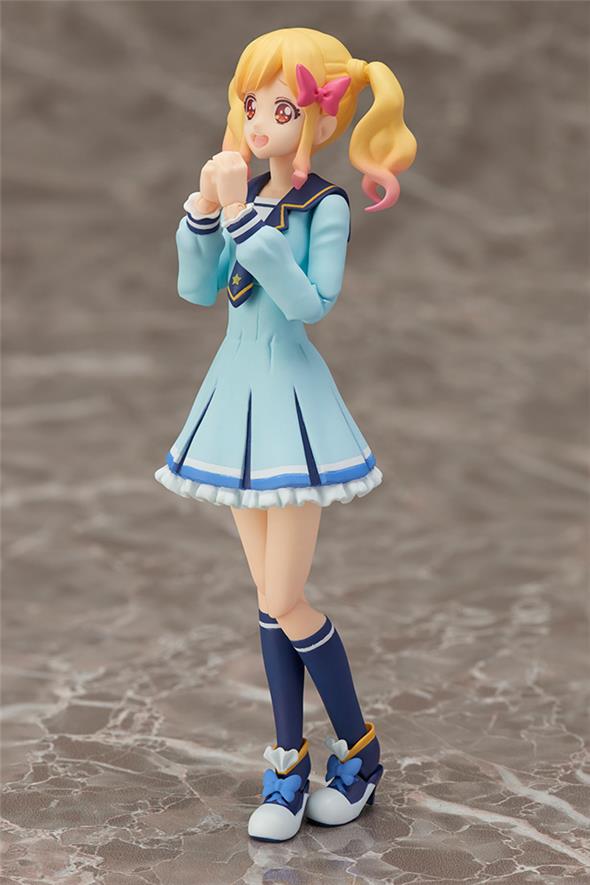 S.H. FIGUARTS - AIKATSU STARS YUME NIJINO WINTER