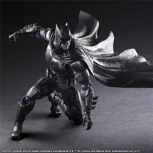 PLAY ARTS KAI - JUSTICE LEAGUE BATMAN TACTICAL SUIT