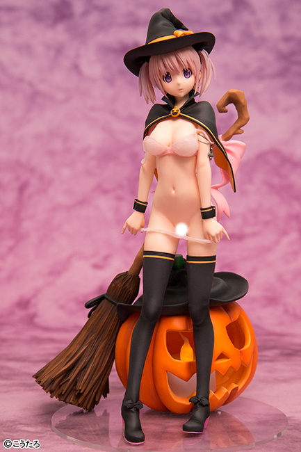 HALLOWEEN SHOJO STATUE