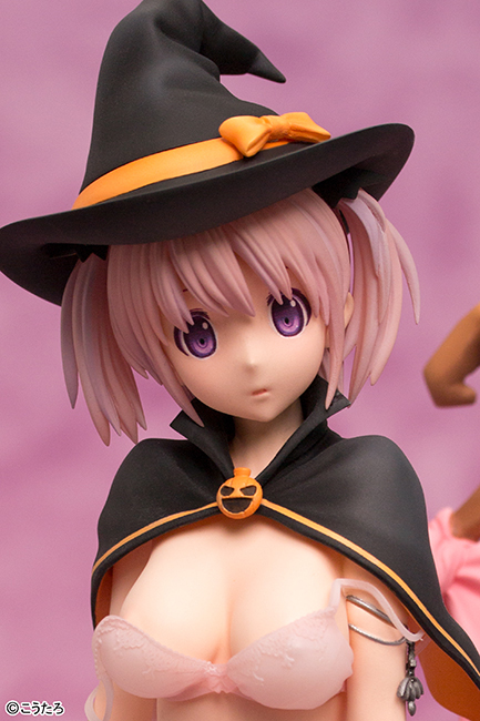 HALLOWEEN SHOJO STATUE