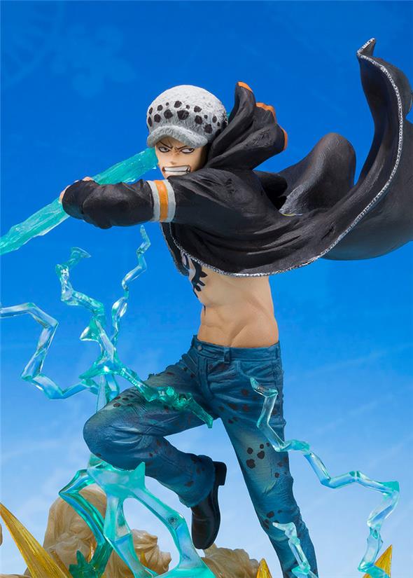 FIGUARTS ZERO - ONE PIECE TRAFALGAR LAW GAMMA KNIFE