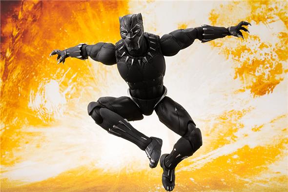 S.H. FIGUARTS - AVENGERS: INFINITY WAR BLACK PANTHER & TAMASHII EFFECT ROCK