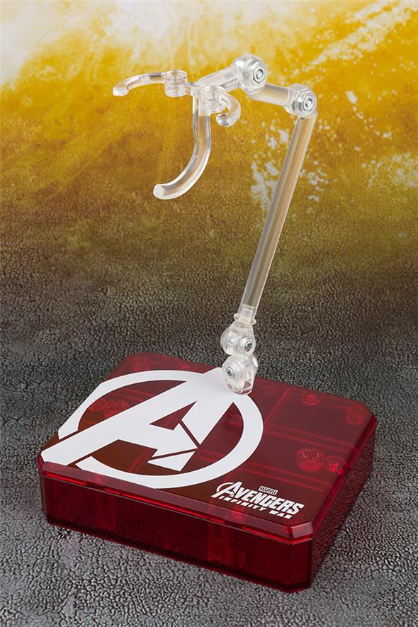 S.H. FIGUARTS - AVENGERS: INFINITY WAR IRON SPIDER & TAMASHII STAGE