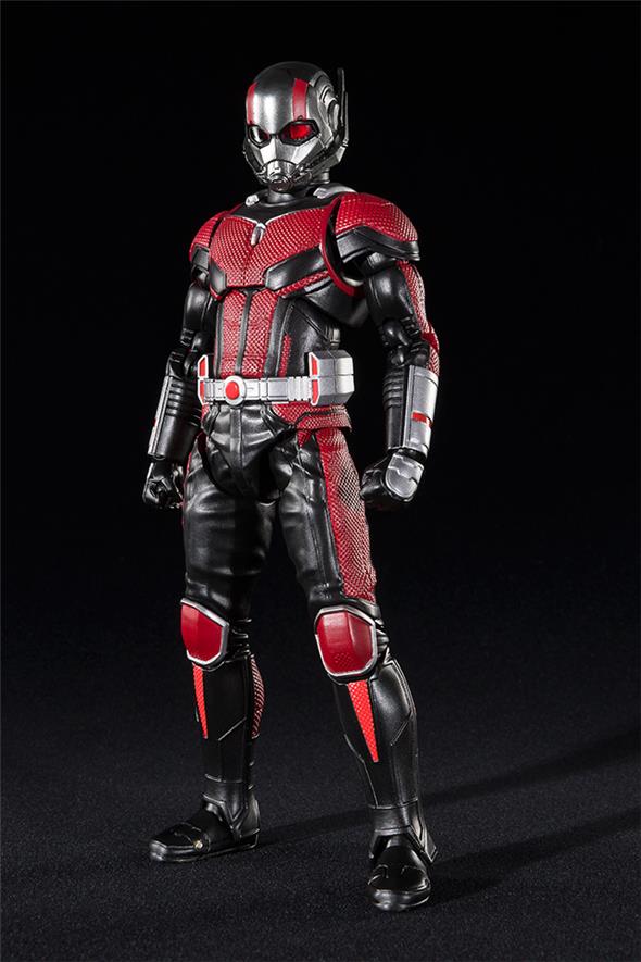 S.H. FIGUARTS - ANT-MAN & WASP ANTMAN PIÙ ANT DLX SET