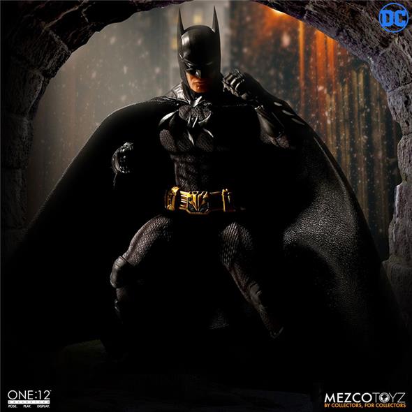 ONE12 COLLECTIVE - BATMAN SOVEREIGN KNIGHT CLOTH