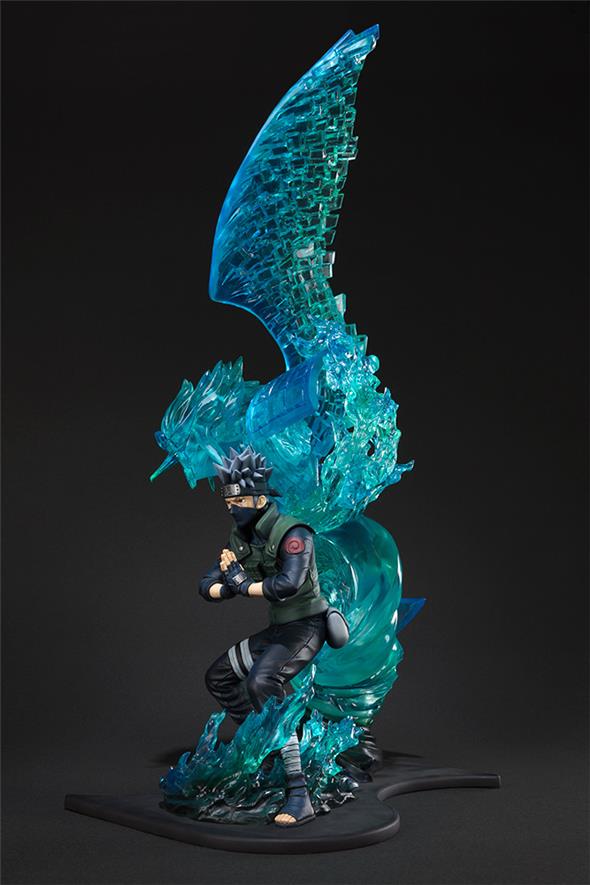 FIGUARTS ZERO - NARUTO KAKASHI SUSANOO RELATION