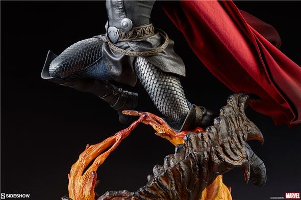 MARVEL: THOR BREAKER OF BRIMSTONE PREMIUM STATUE