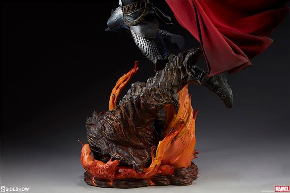 MARVEL: THOR BREAKER OF BRIMSTONE PREMIUM STATUE