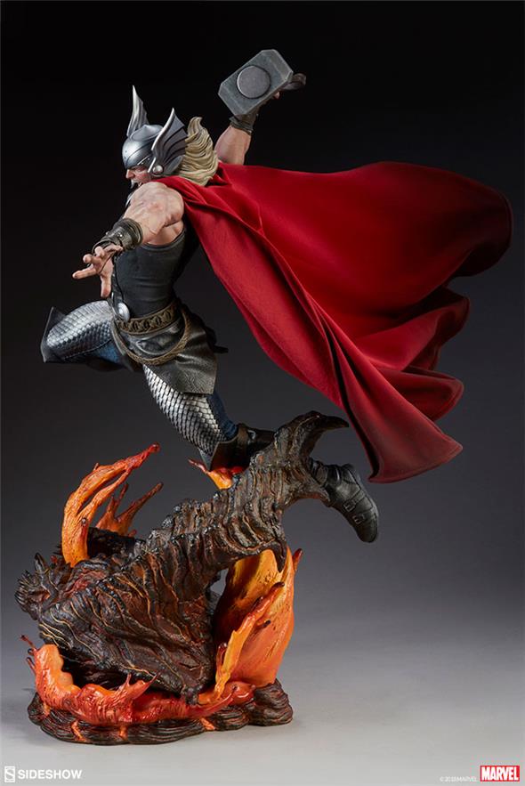 MARVEL: THOR BREAKER OF BRIMSTONE PREMIUM STATUE