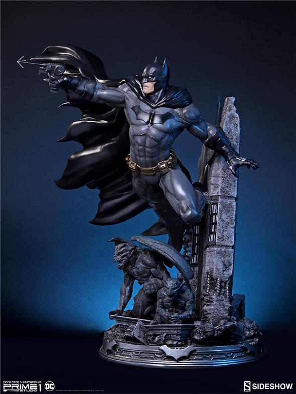 DC COMICS: JUSTICE LEAGUE NEW 52 - BATMAN STATUE