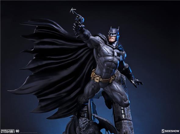 DC COMICS: JUSTICE LEAGUE NEW 52 - BATMAN STATUE