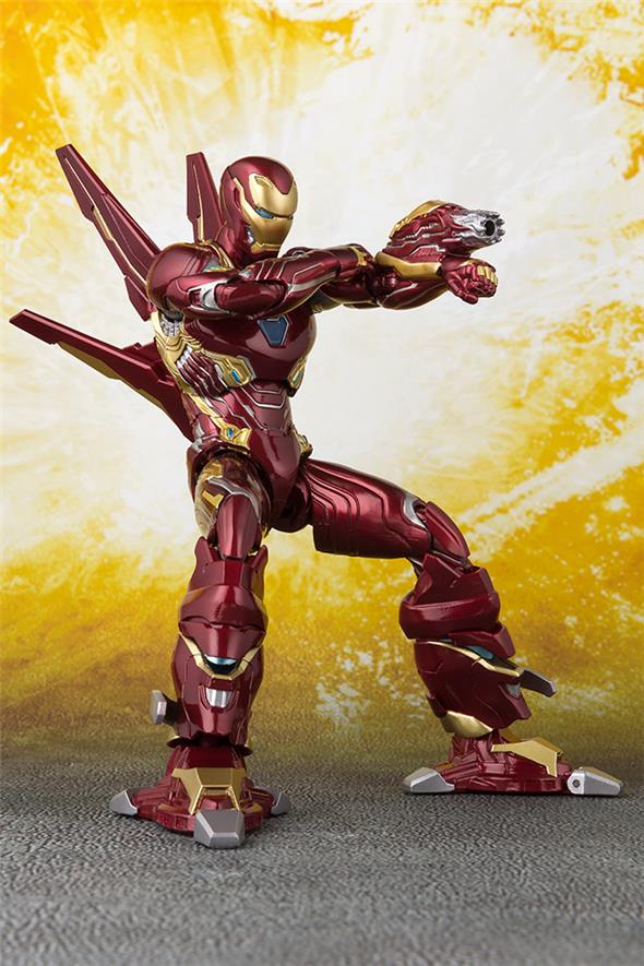 S.H. FIGUARTS - AIW IRON MAN MK50 NANO WEAPON SET