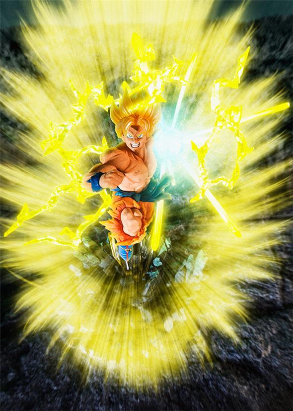 FIGUARTS ZERO - DRAGON BALL Z SS SON GOKOU BURNING BATTLE