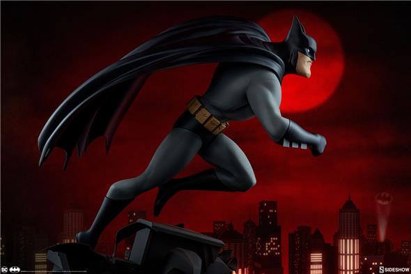 DC COMICS: BATMAN ANIMATED SERIES - BATMAN STATUE