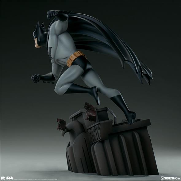 DC COMICS: BATMAN ANIMATED SERIES - BATMAN STATUE