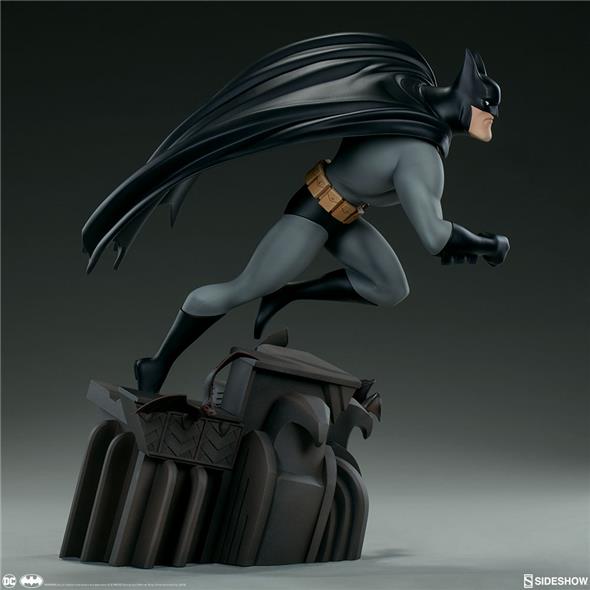 DC COMICS: BATMAN ANIMATED SERIES - BATMAN STATUE