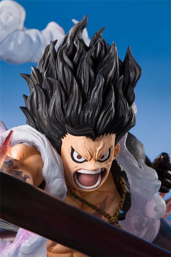 FIGUARTS ZERO - ONE PIECE LUFFY GEAR 4 KING COBRA