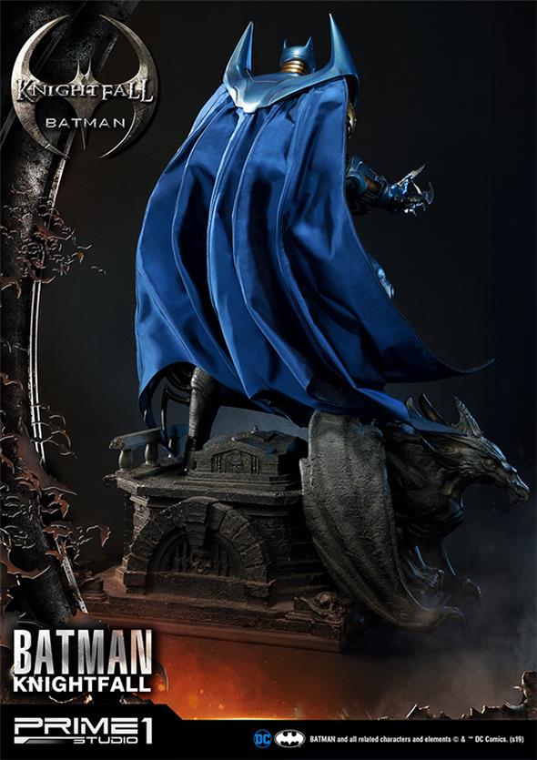 KNIGHTFALL BATMAN STATUE