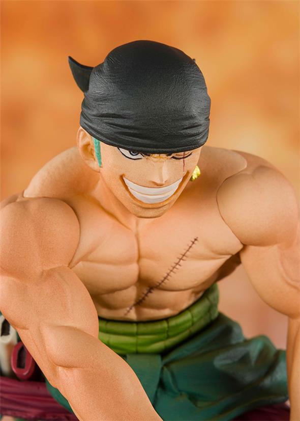 FIGUARTS ZERO - ONE PIECE PIRATE HUNTER ZORO (DIORAMA 2019)