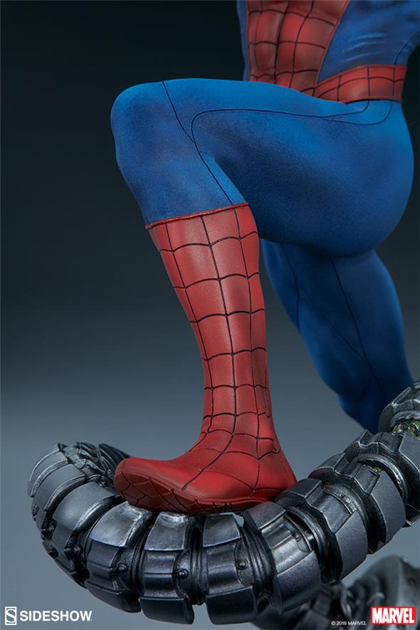 MARVEL: SPIDER-MAN PREMIUM STATUE