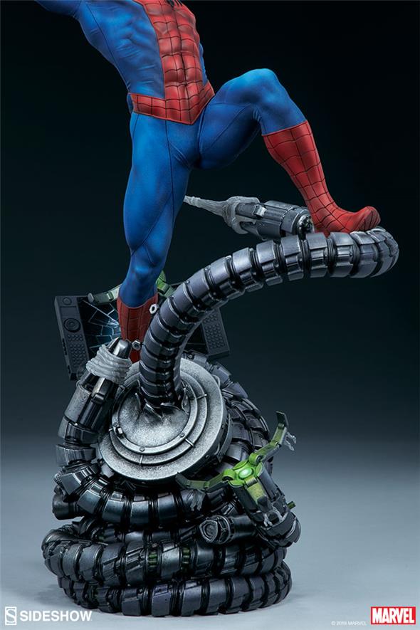 MARVEL: SPIDER-MAN PREMIUM STATUE