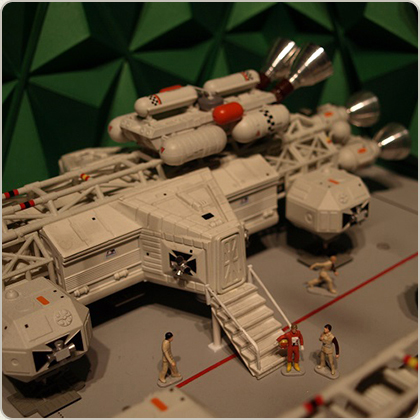 SPACE 1999 MOONBASE DOUBLE EAGLE HANGAR