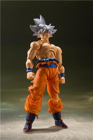 S.H. FIGUARTS - DRAGON BALL SUPER SON GOKU ULTRA INSTINCT