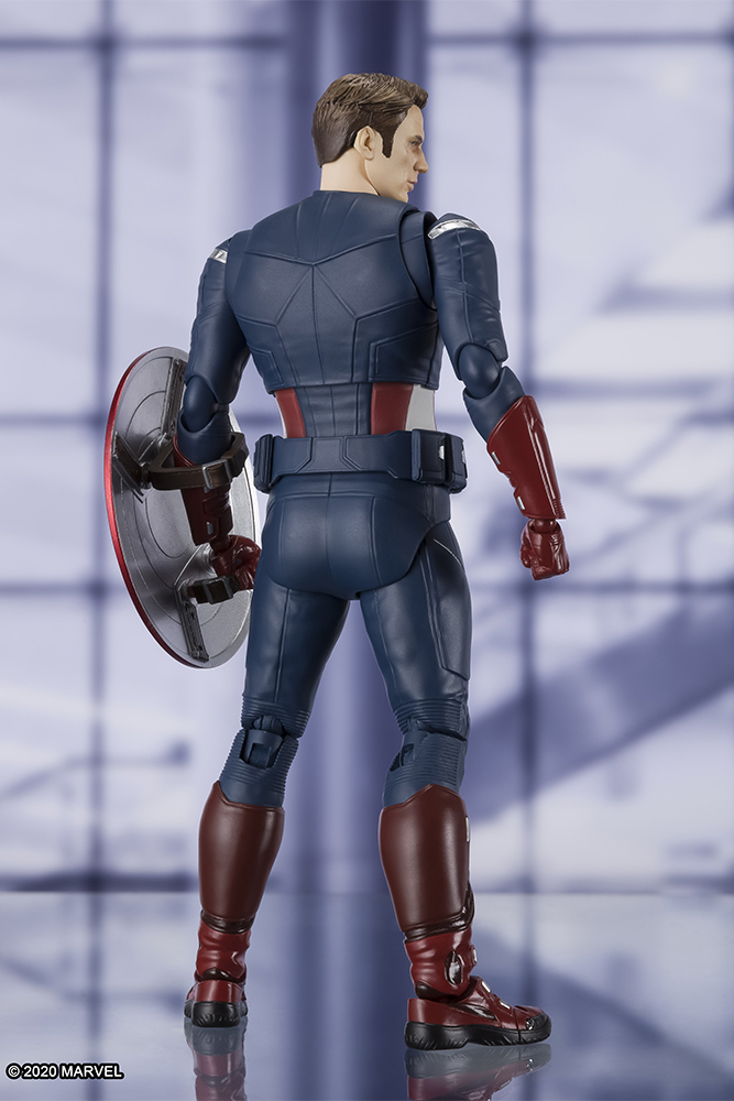 S.H. FIGUARTS - AVENGERS ENDGAME CAP AMERICA VS CAP