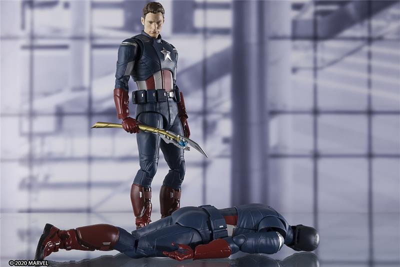 S.H. FIGUARTS - AVENGERS ENDGAME CAP AMERICA VS CAP