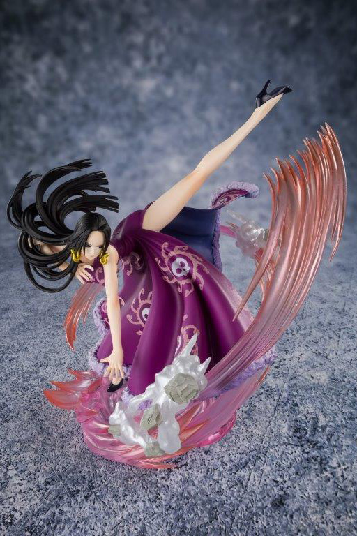 FIGUARTS ZERO - ONE PIECE BOA HANCOCK PAR.WAR FIGURE