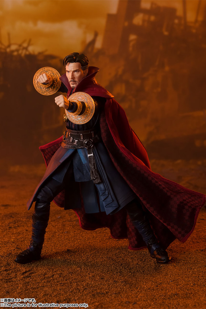 S.H. FIGUARTS - AIW DOCTOR STRANGE BATTLE ON TITAN