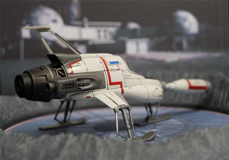 UFO INTERCEPTOR+LAUNCH DISPLAY DIECAST