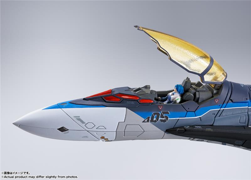 DX MACROSS VF-31AX KAIROS-PLUS