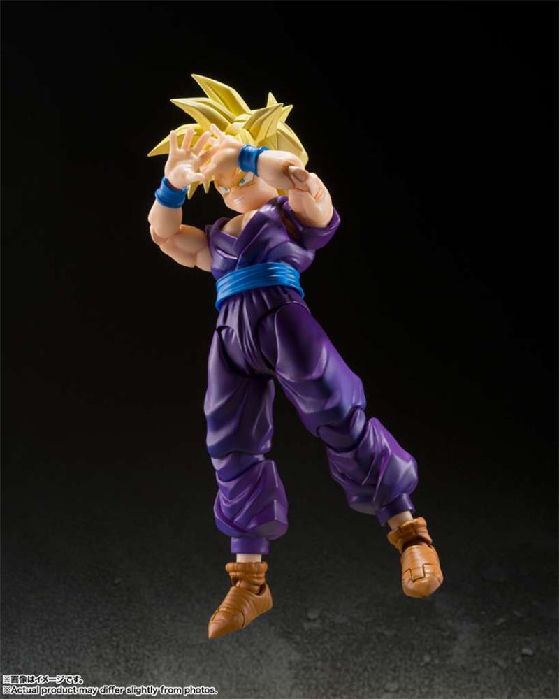 S.H. FIGUARTS - DRAGON BALL Z SUPER SAIYAN SON GOHAN THE WARRIOR WHO SURPASSED GOKU