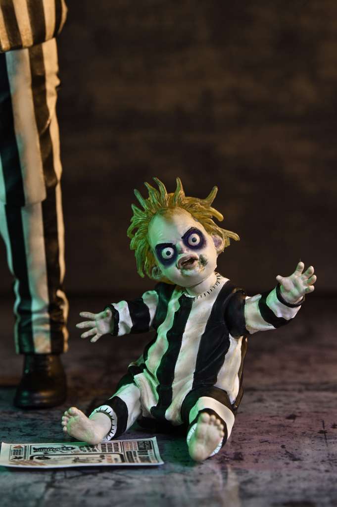 BEETLEJUICE 2 ULTIMATE STRIPE SUIT BEETLEJUICE