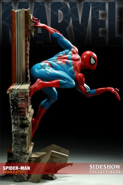 MARVEL COMIQUETTE SPIDER-MAN STATUE