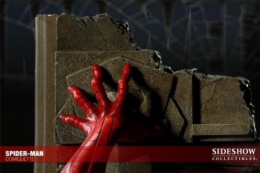 MARVEL COMIQUETTE SPIDER-MAN STATUE