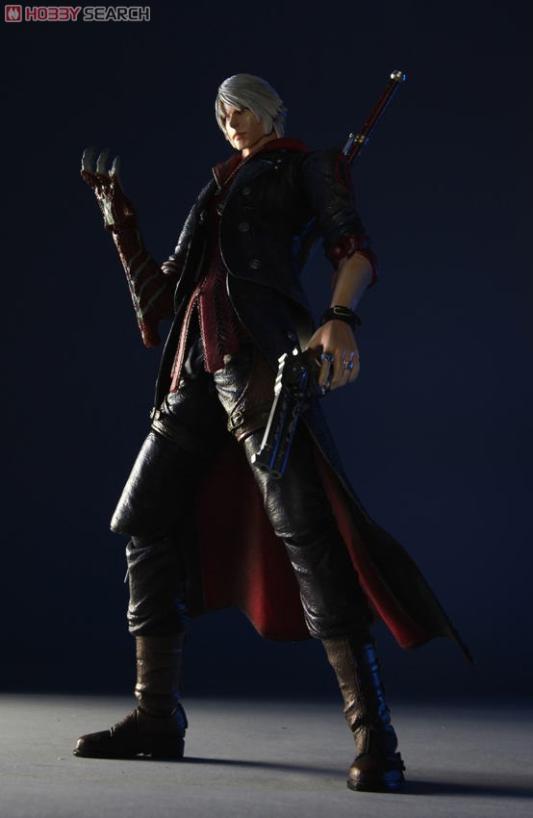 PLAY ARTS KAI - DEVIL MAY CRY 4 NERO