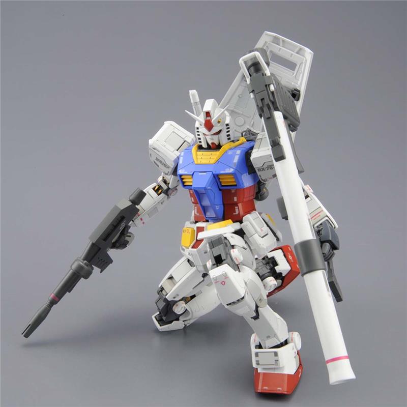 1/100 MG GUNDAM RX-78-2 VER 3.0