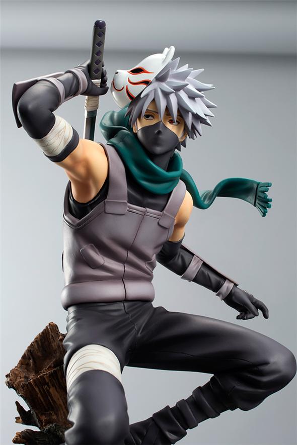 NARUTO SHIPPUDEN KAKASHI DARK SIDE GEM