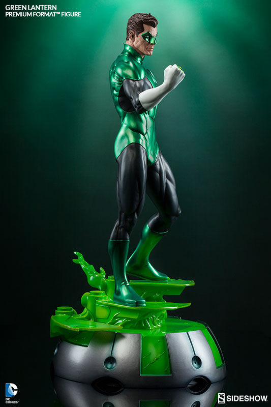 GREEN LANTERN PREMIUM FORMAT FIGURE