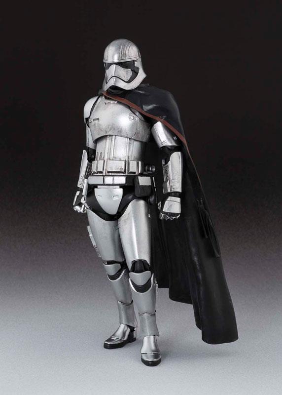 S.H. FIGUARTS STAR WARS - CAPTAIN PHASMA