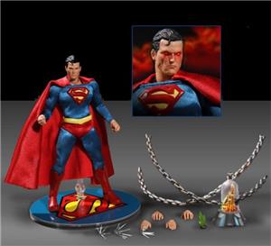 mezco-one12-collective-superman-cloth