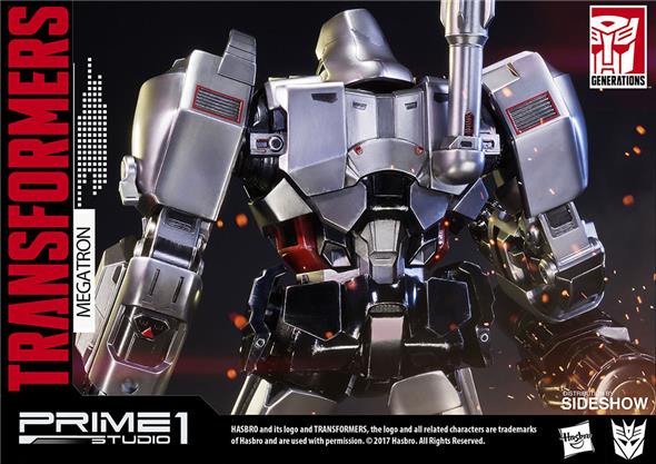 TRANSFORMERS GENERATION 1 - MEGATRON STATUE