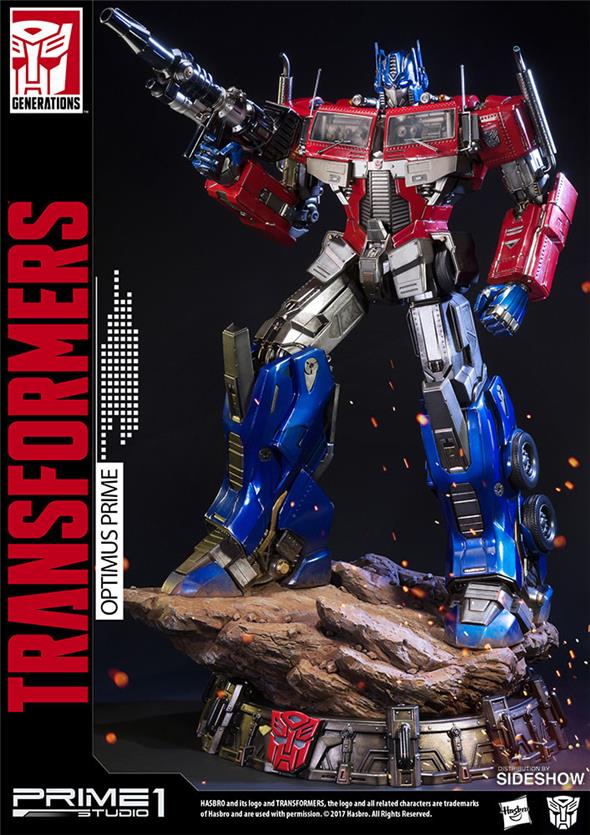 TRANSFORMERS GENERATION 1 - OPTIMUS STATUE