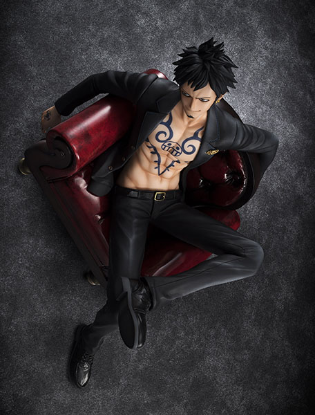 ONE PIECE POP - SOC TRAFALGAR LAW STATUE