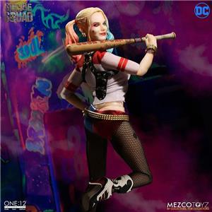 mezco-one12-collective-suicide-squad-harley-quinn